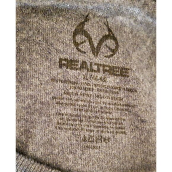 Realtree Gray Graphic T-Shirt An American Tradition Logo Cotton Blend Short Slee - Picture 5 of 5